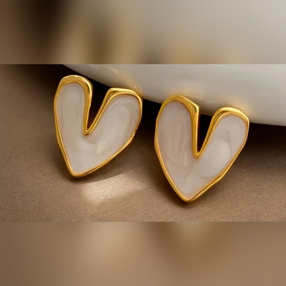COPY - Heart Shaped Stud Earrings - Picture 1 of 1